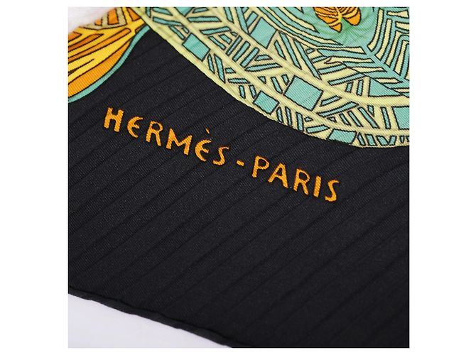 Hermès Art Des Steppes plissiertes Seidentuch von Annie Faivre - Ansicht 5