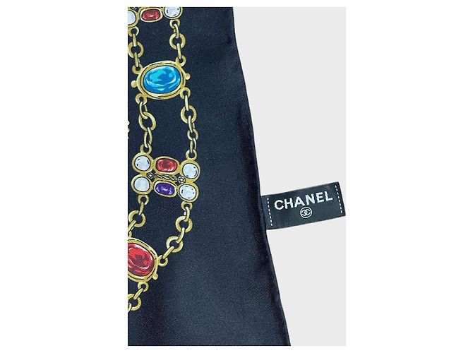 Sciarpa Chanel in seta nera motivo perle e cristalli - vista 3