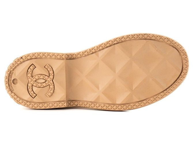 CHANEL - Botas de lluvia Chanel de goma beige (T36) - vista 4