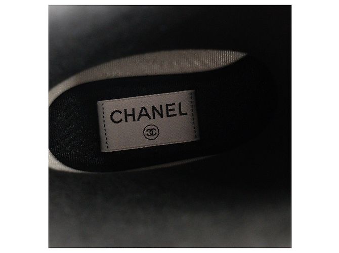 CHANEL - Botas de lluvia Chanel de goma beige (T36) - vista 7