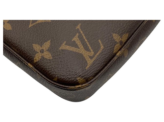 Borsa a tracolla Louis Vuitton Brown Monogram Canvas Pochette Accessoires - vista 8