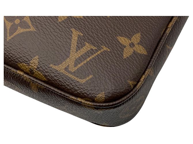 Borsa a tracolla Louis Vuitton Brown Monogram Canvas Pochette Accessoires - vista 9