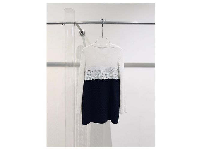 Chanel Kleid aus Wolle Größe 34 - Ansicht 4