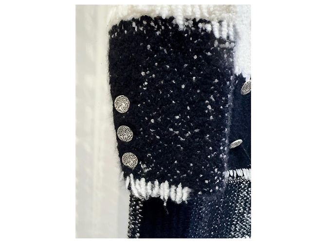 Abrigo Chanel de tweed colección Roma - vista 3