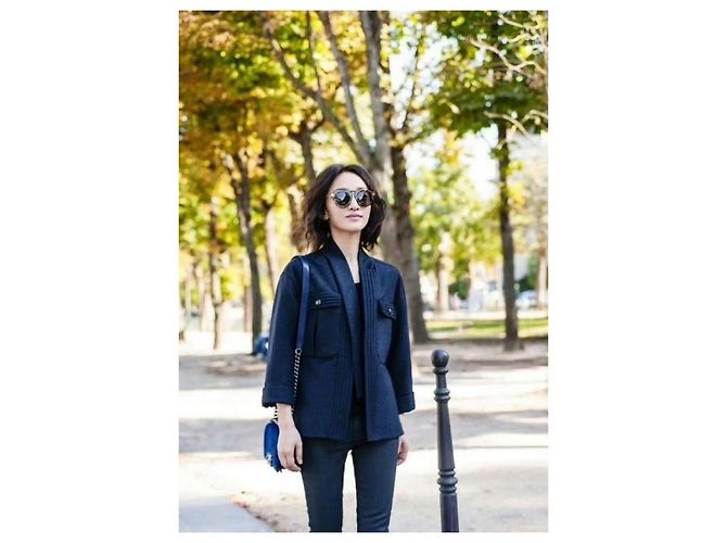 Giacca Chanel in tweed blu navy taglia 38 - vista 9