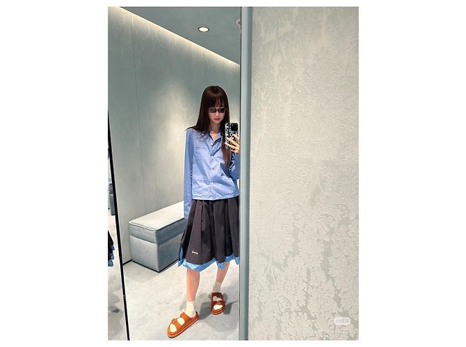 Top Miu Miu Azul de Algodón con Manga Larga y Letras Bordadas - vista 8