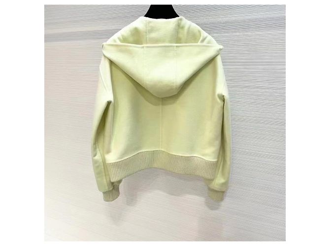 Chaqueta Hermès de cashmere amarillo con capucha Talla 36 - vista 2