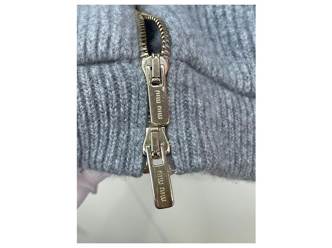 Miu Miu Kapuzenjacke aus Wolle Grau - Ansicht 5
