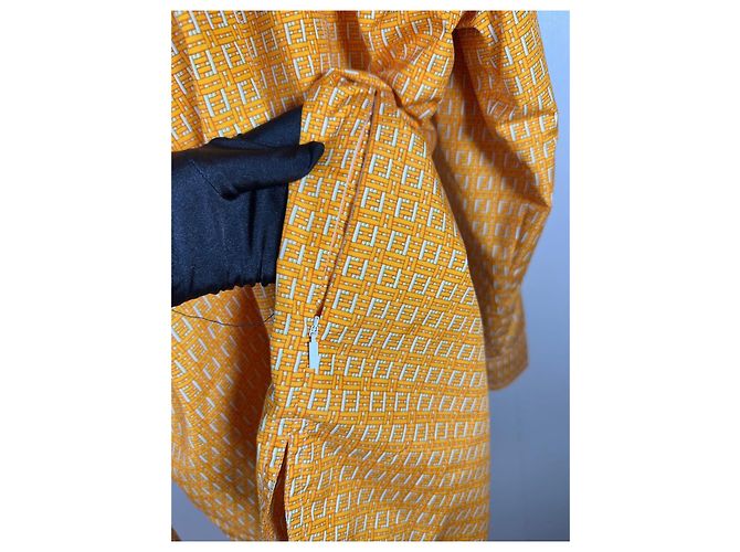 Fendi Windjacke Gelb mit Allover-Logo Polyamid - Ansicht 8