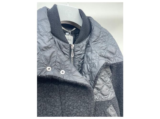 Hermès Black Polyamide Jacket with Lambswool Trim Size 38 - view 4