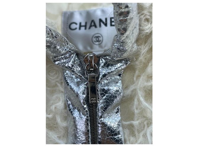 Chanel Jacke aus beige Tweed Größe 34 - Ansicht 4