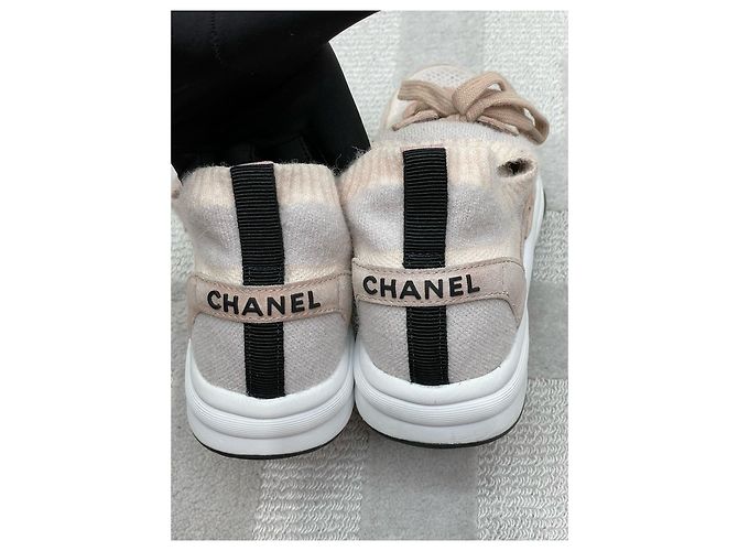 Chanel Sneaker aus rosa Stoff - Ansicht 6