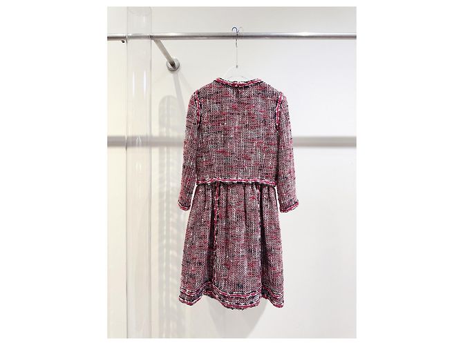 Chanel Kleid aus rotem Tweed - Ansicht 2