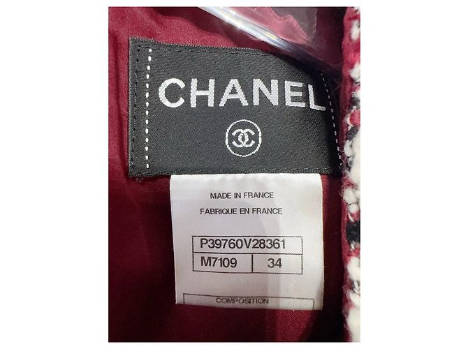 Chanel Kleid aus rotem Tweed - Ansicht 4