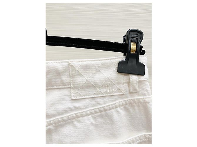Vaqueros de Pierna Ancha Chanel Blancos de Denim con Perlas y Lentejuelas - vista 5