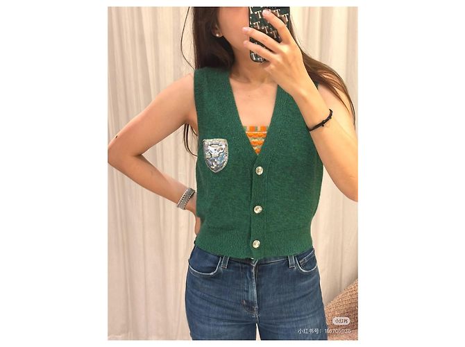 Colete Chanel de Cashmere Verde com Emblema Double C - vista 8