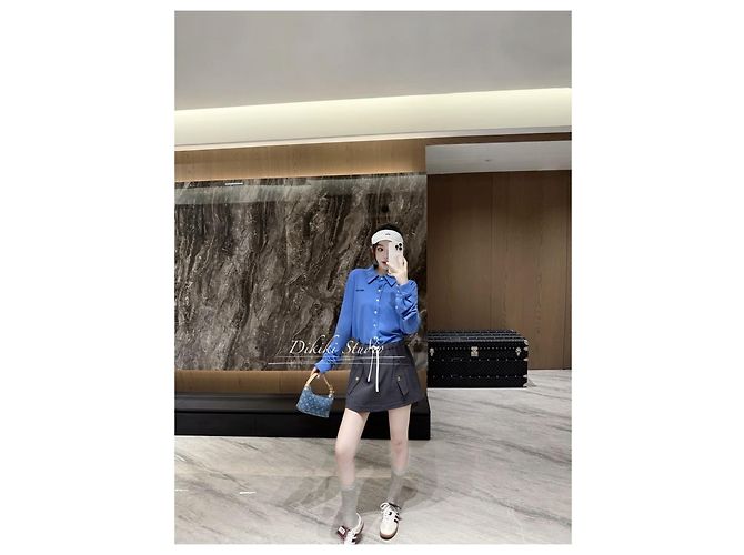 Top Miu Miu Azul de Algodón con Letras Bordadas y Manga Larga - vista 8
