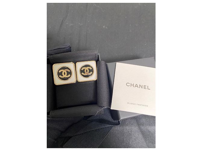 Orecchini Chanel in metallo - vista 5