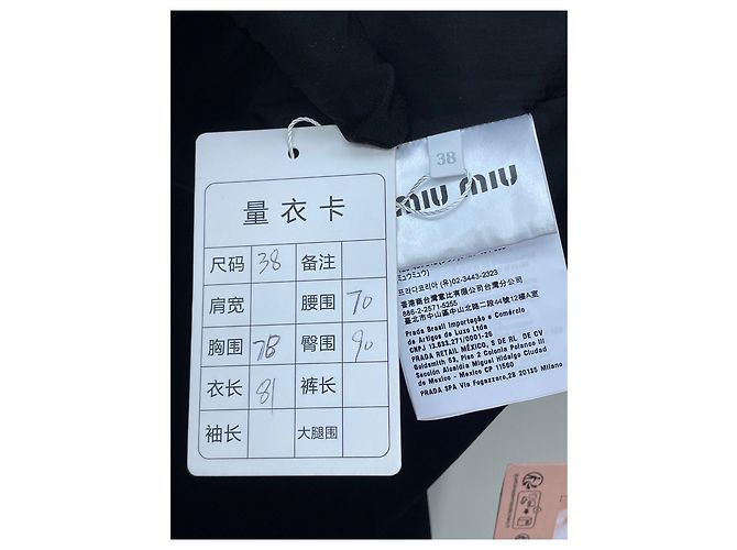 Miu Miu Kleid aus schwarzem Samt mit Neckholder - Ansicht 8