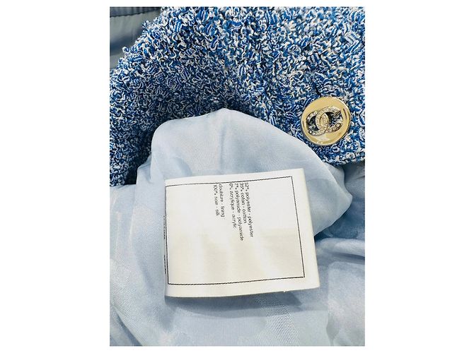 Chaqueta corta Chanel de tweed azul con mangas abullonadas - vista 6