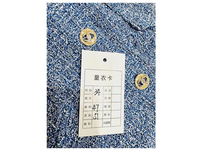 Chaqueta corta Chanel de tweed azul con mangas abullonadas - vista 7