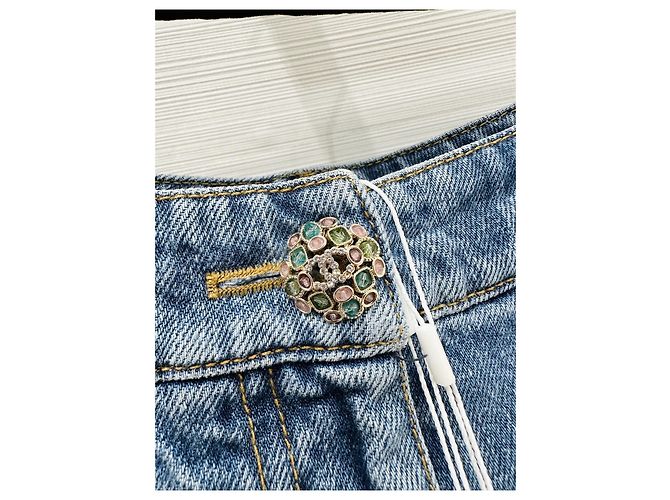 Shorts Chanel de Denim Azul - vista 3