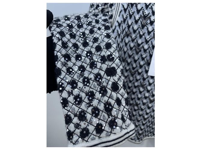 Chanel Castle Montex Stickerei Wolle Strickwaren mit Pailletten - Ansicht 3