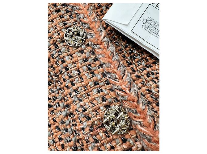 Chanel Tweed Jacke Größe 36 - Ansicht 4
