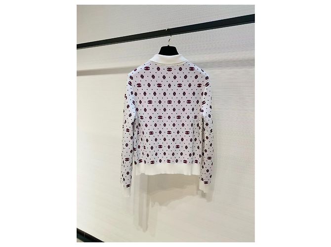 Chanel Strickware aus Seide mit Kleemuster und Polokragen - Ansicht 2