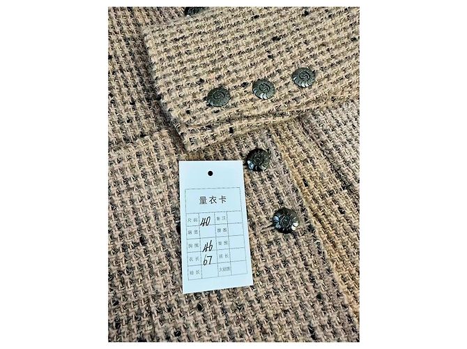 Chaqueta Chanel de tweed beige - vista 5