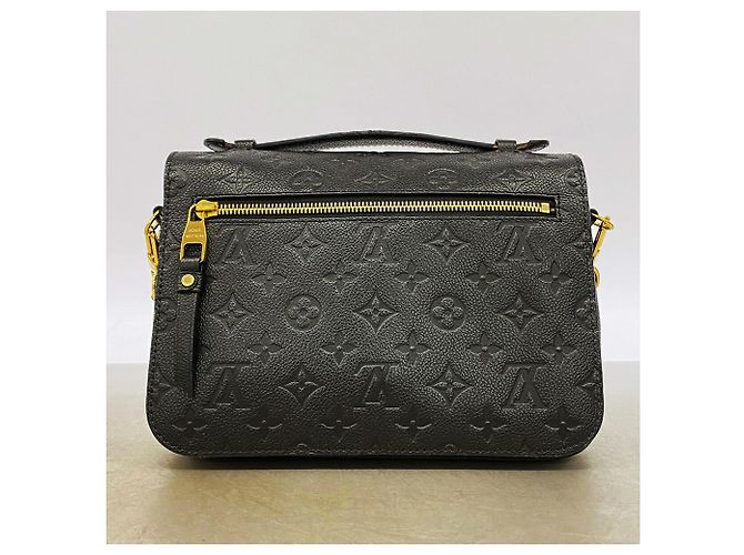 Borsa Louis Vuitton Monogram Empreinte Pochette Metis MM - vista 11