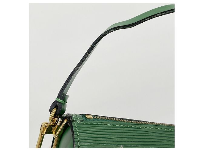 Borsa Louis Vuitton Epi Soufflot - vista 10
