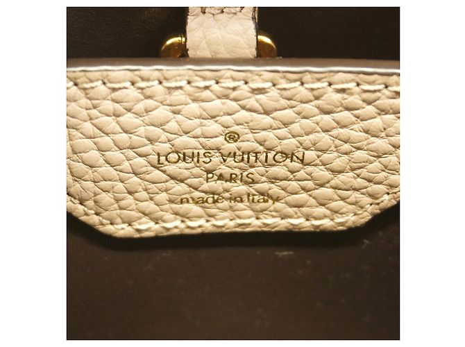 Borsa Louis Vuitton Capucines BB - vista 5