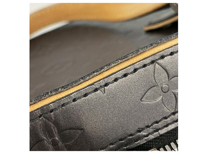 Borsa Louis Vuitton Monogram Mat Shelton - vista 6