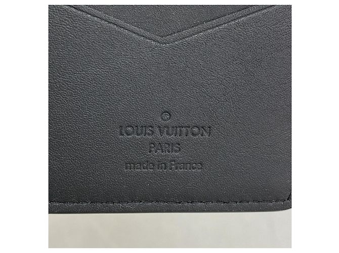 Louis Vuitton Monogram Shadow Card Case - vista 4