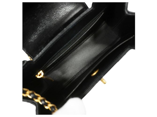 Borsa a tracolla Chanel Matelassé con catena - vista 4