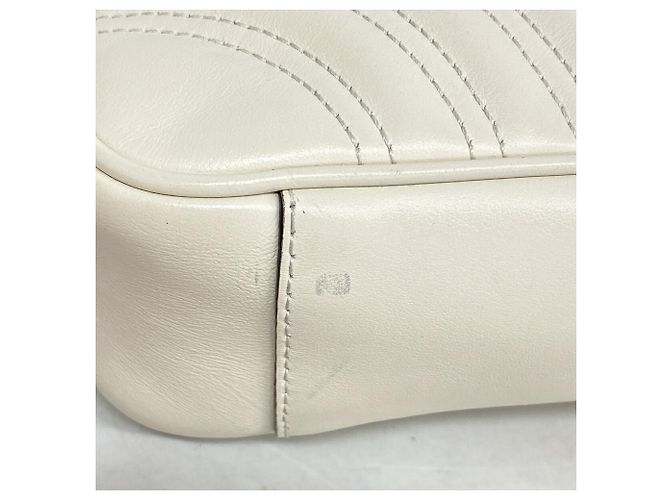 Borsa a tracolla Gucci GG Marmont in Ivory - vista 12