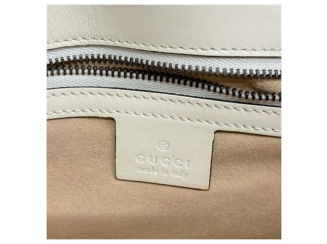 Borsa a tracolla Gucci GG Marmont in Ivory - vista 5