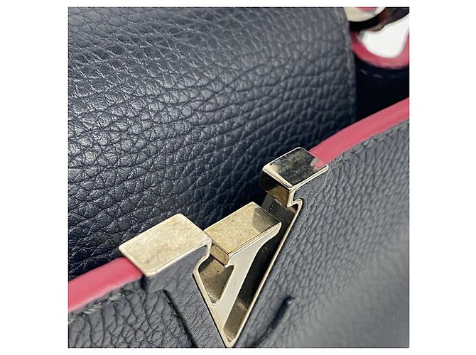 Borsa Louis Vuitton Capucines BB - vista 11
