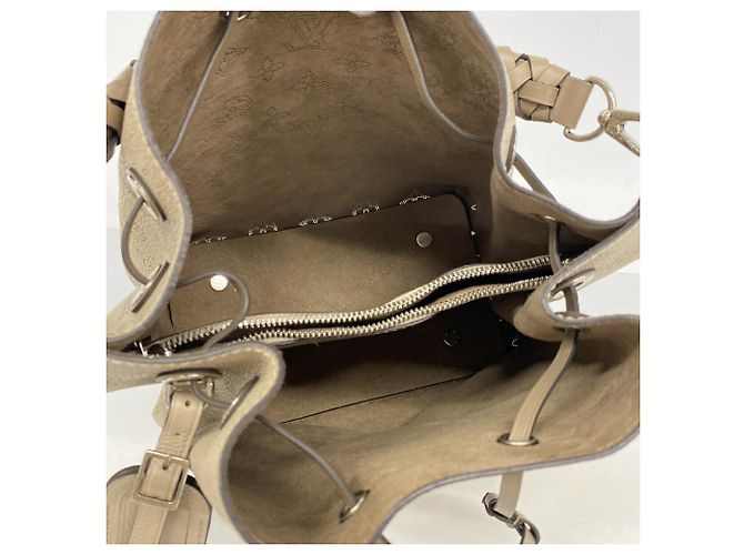 Borsa Louis Vuitton Mahina Mulia - vista 4