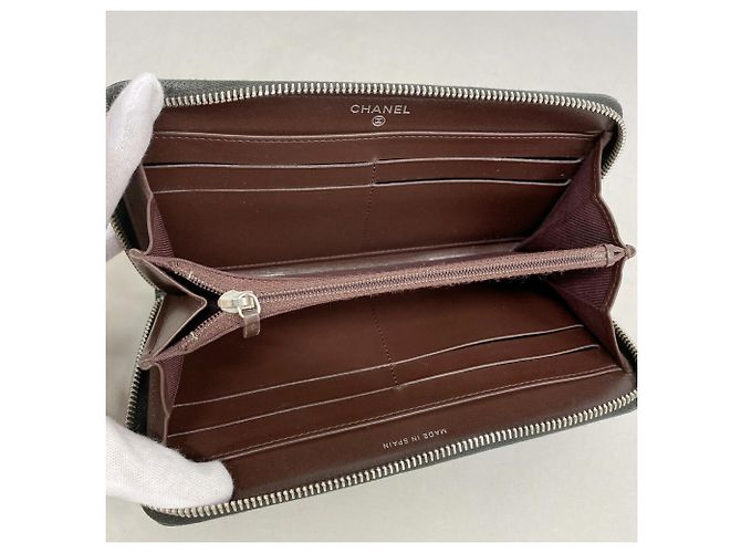 Cartera larga Chanel Matelassé - vista 3