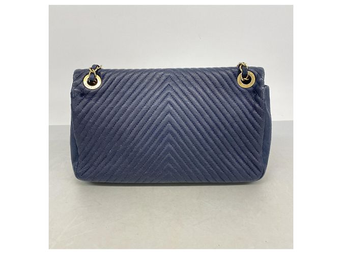 Borsa a tracolla Chanel in pelle blu navy - vista 11
