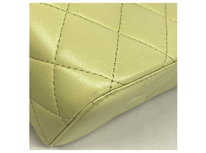 Borsa a tracolla Chanel Matelassé con catena - vista 12