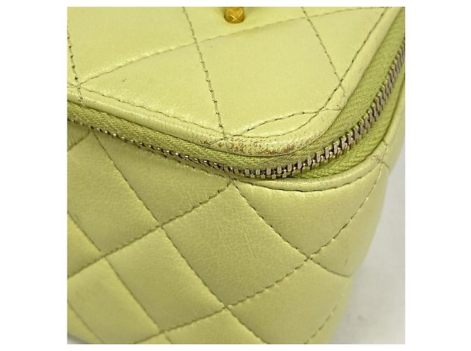 Borsa a tracolla Chanel Matelassé con catena - vista 6