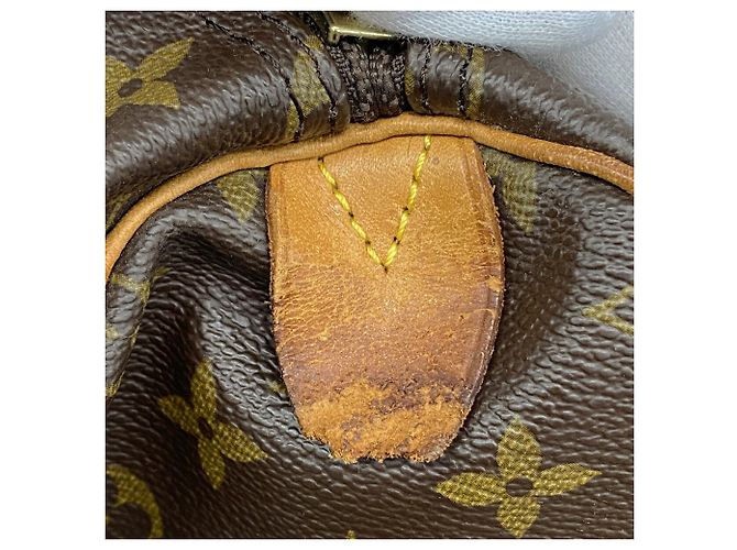 Bolso Boston Louis Vuitton Monogram Keepall 55 - vista 6