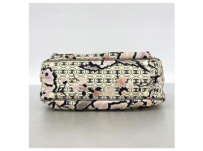 Chanel Camellia Shopper aus Canvas - Ansicht 3