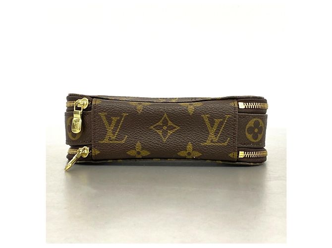 Astuccio Louis Vuitton Monogram Trouse Blush PM - vista 3