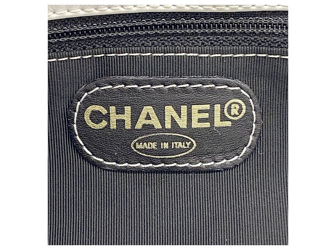 Borsa Tote Chanel in Pelle di Agnello - vista 5