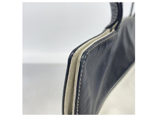 Borsa Tote Chanel in Pelle di Agnello - vista 9