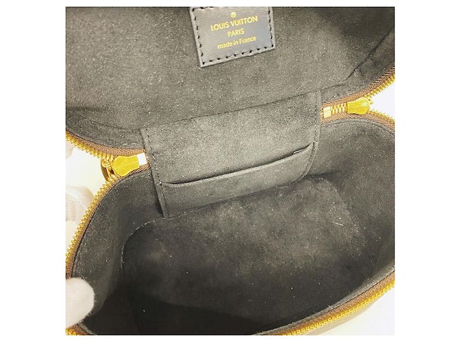 Louis Vuitton Monogram Reverse Vanity Bag (M45165) - Ansicht 4